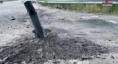 Почему не бомбят дороги