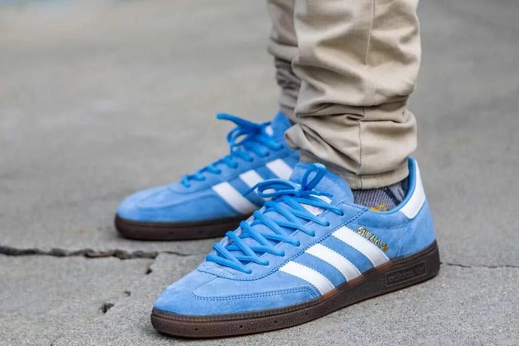 Кроссовки адидас спешиал. Адидас Handball Spezial. Adidas Handball Spezial Blue. Кроссовки adidas Handball Spezial. Adidas Spezial 1979.