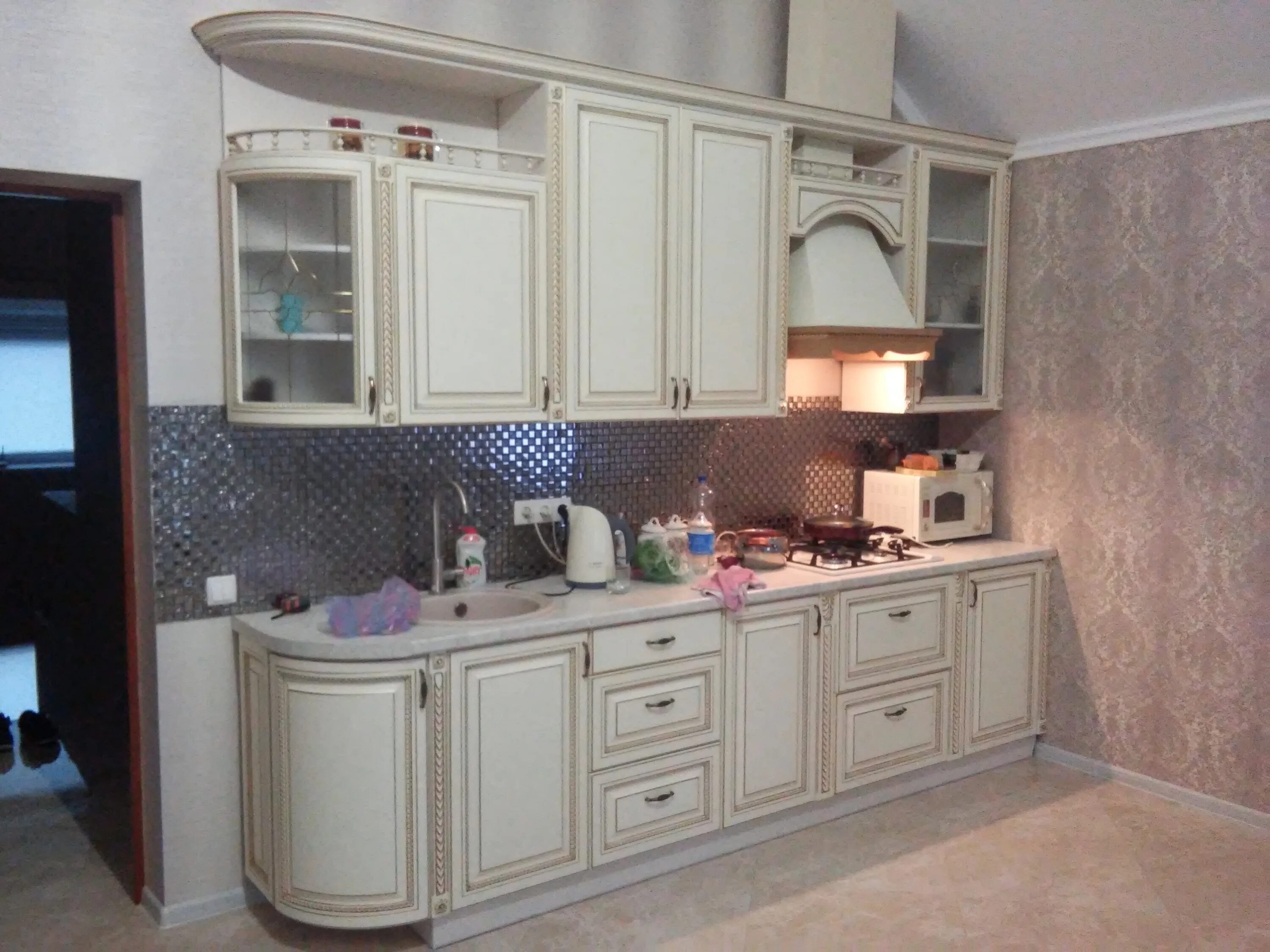 Мебельная фабрика симферополь. Кухня настя сурская мебель угловые. Кухня софия верона орех гварнери. Фабрика дсв кухня олива. Украинская мебельная фабрика.