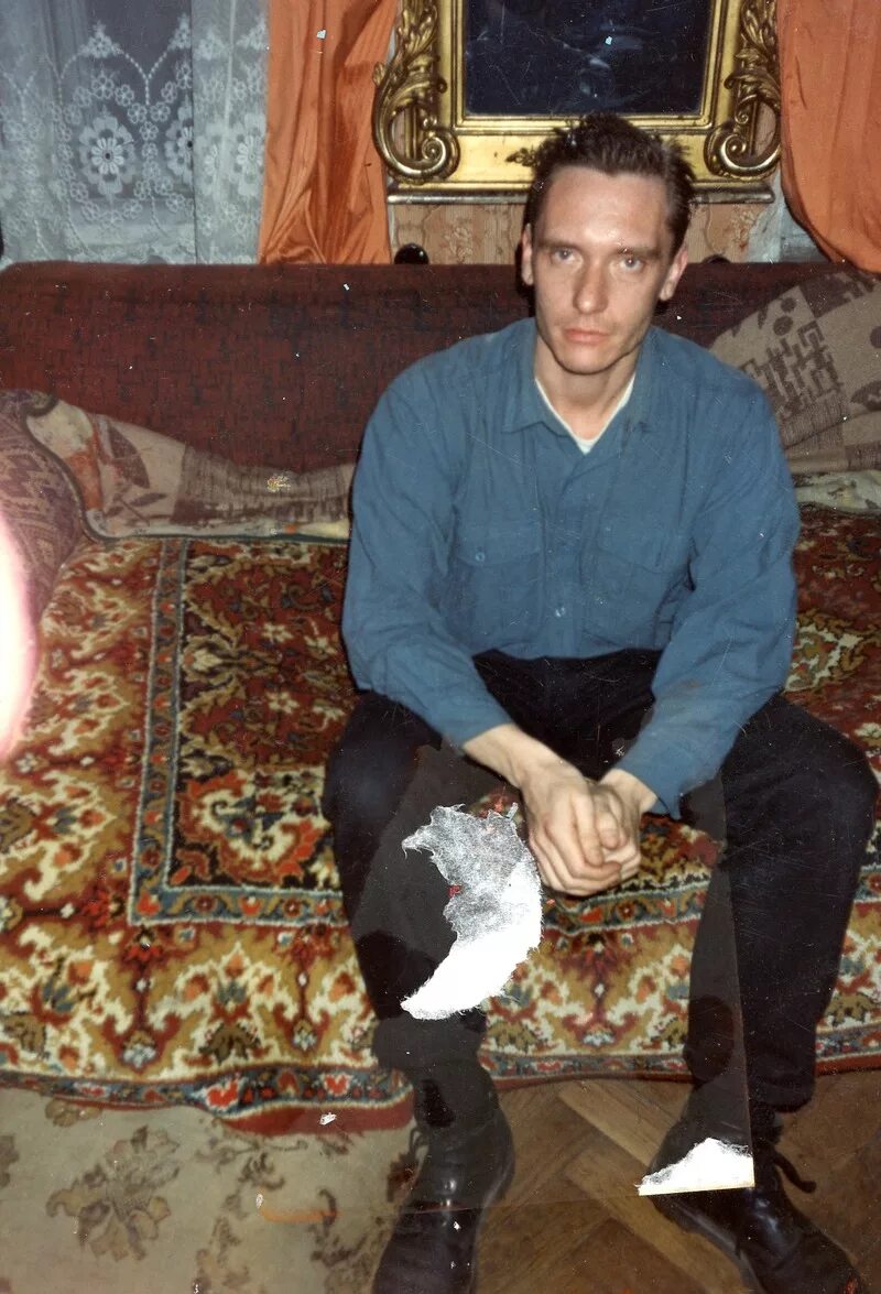 Георгий гурьянов барабанщик. Барабанщик группы кино гурьянов. Георгий гурьянов. Гурьянов бугаев джоанна стингрей тимур новиков. Гурьянов ориентация.