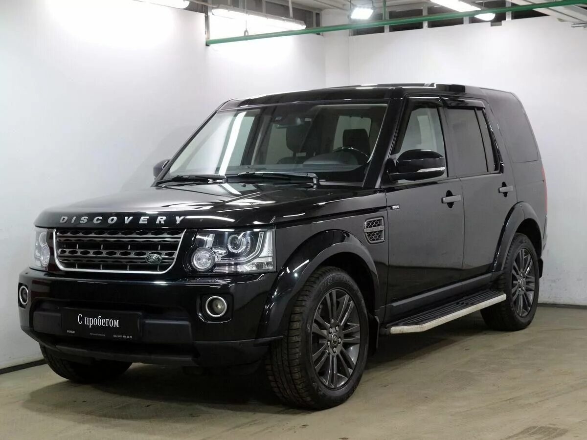 Продажа дискавери. Land Rover Discovery 4. Ленд Ровер Дискавери 4 2016 чёрный. Land Rover Discovery 4 2016 черный. Ленд Ровер Дискавери 4 Рестайлинг.