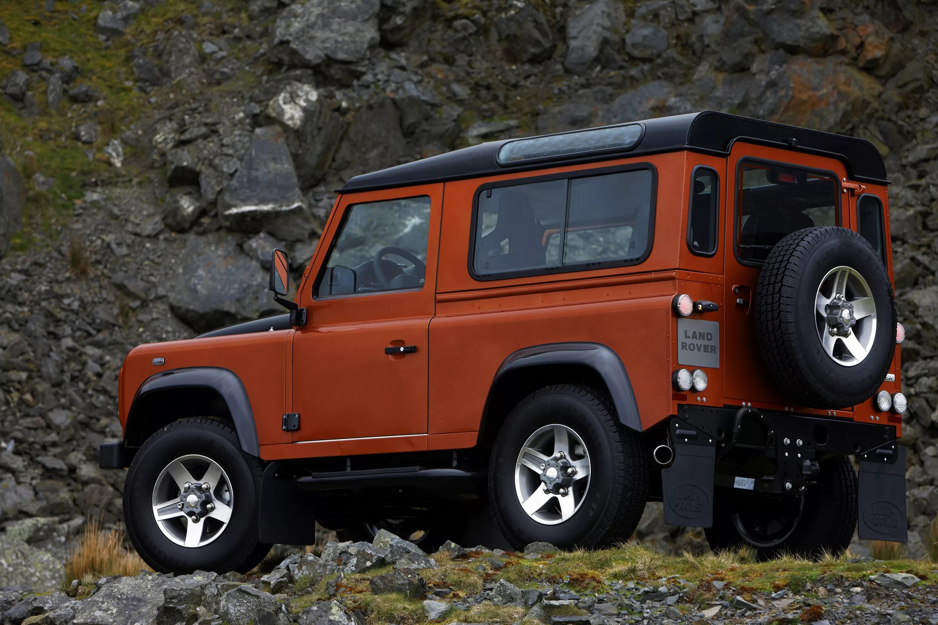 Ленд Ровер Дефендер 3. Ленд Ровер Дефендер 90. Land Rover Defender 3 дверный. Land Rover Defender 3 Door 90. Defender com