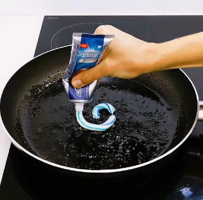 Кислота для чистки сковородок. Для чистки алюминиевой посуды. Вода с мыльным раствором. Средство от накипи кастрюль. Как почистить реалми.