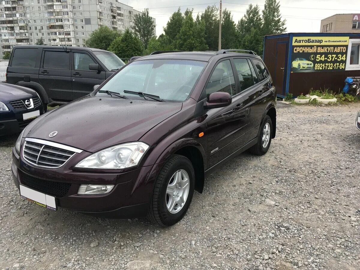 Кайрон 2008 года дизель. SSANGYONG Kyron 2008. Саньенг Кайрон 2008 года. SSANGYONG Kyron 2008 черный.