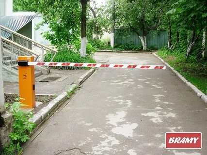 Придомовые шлагбаумы