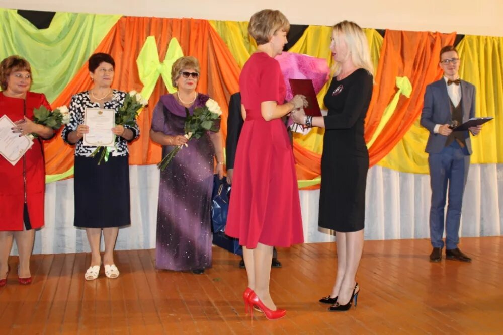 учителя рязани отзывы. учителя 19 школы город рязань. учителя рязани отзывы. надежда штевнина рязань администрация. учителя рязани отзывы.