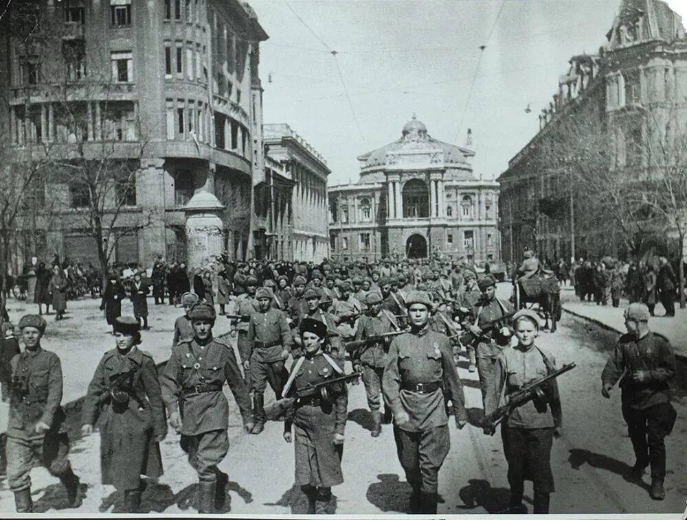 2 апреля 1944 года. 10 Апреля 1944 освобождение Одессы. 10 Апреля освобождение Одессы от немецко фашистских. Одесса 1944. Одесса в 1944 году.