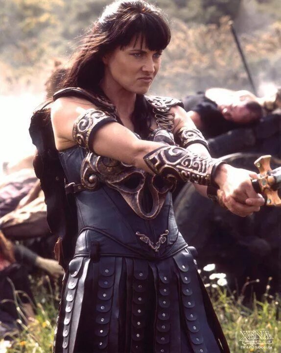 Зена королева воинов на лошади. Зена королева воинов. Ману беннетт зена королева воинов. Люси лоулесс (xena: warrior princess. Зена королева воинов описание.