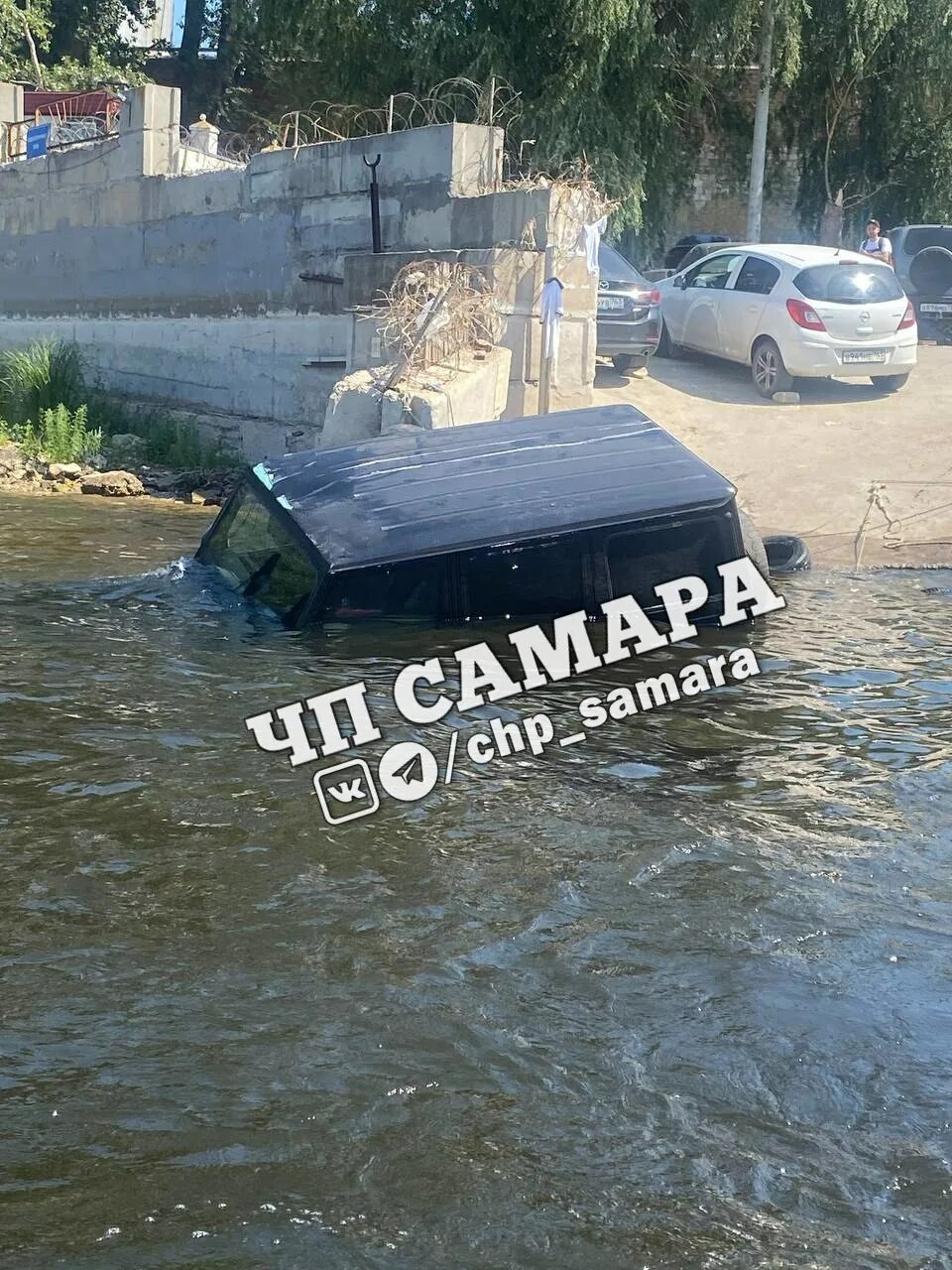 Гелендваген утонул Самара. Дно Волги Самара. Самара утонула