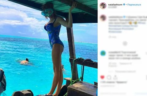 Сексуалды кеуделер мен аяқтардың фотосы