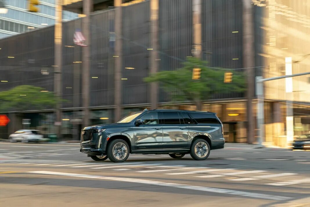 Кадиллак эскалейд 2022. Cadillac Escalade ESV 2021. Cadillac Escalade 2021. Cadillac Escalade 2022. Cadillac Escalade ESV 2022.