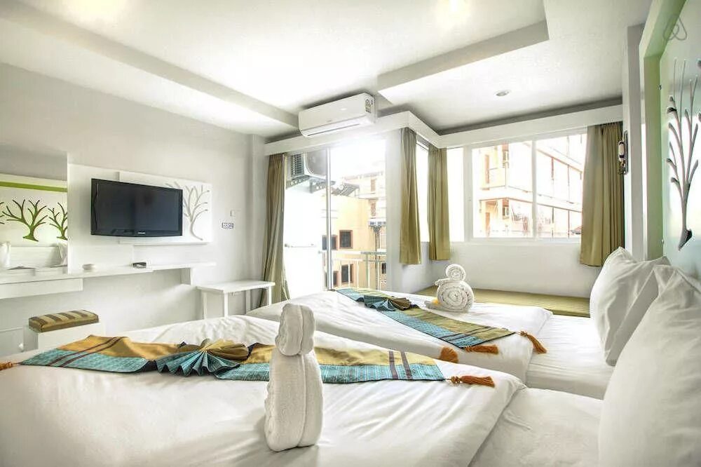 Silk hill hotel 3*. Силк хил хоутел тайланд. Silk hill hotel пхукет. The silk hill patong 3*. Силк хилл отель пхукет.