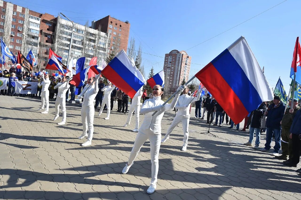 30 апреля омск. 1 Мая в России. Демонстрация 1 мая в России. Патриотический митинг. Митинг 1 мая.