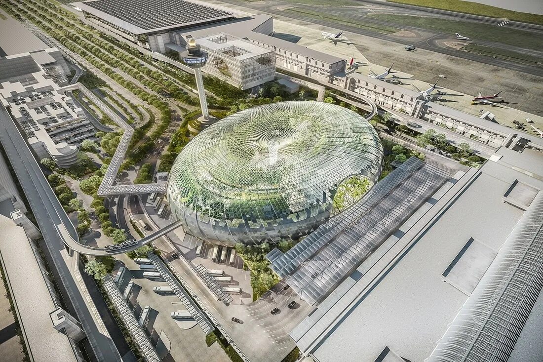 Travel question: Will I be able to stretch my legs on a Singapore layover? The I