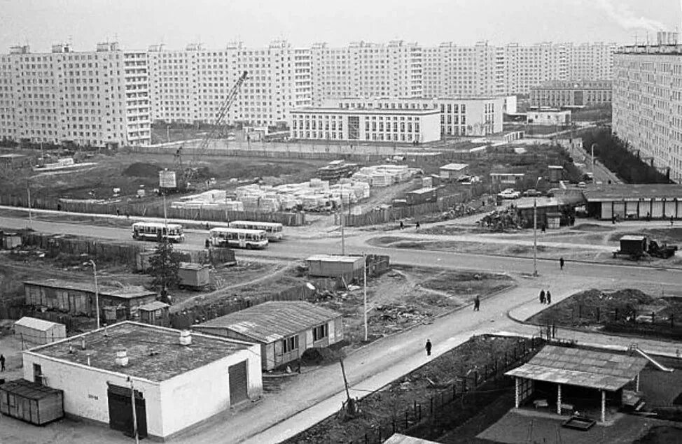 Чертаново южное 80 года. Чертаново 1990. Чертаново южное в 2000 годах. Южное чертаново 1972. Чертаново 80 годов.