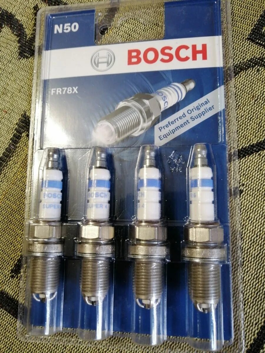 Bosch super 4. Свечи Bosch super 4 fr78x. Bosch fr78x 242232802 Применяемость. Свеча зажигания Босч fr78x super 4. 0242232802 Bosch.