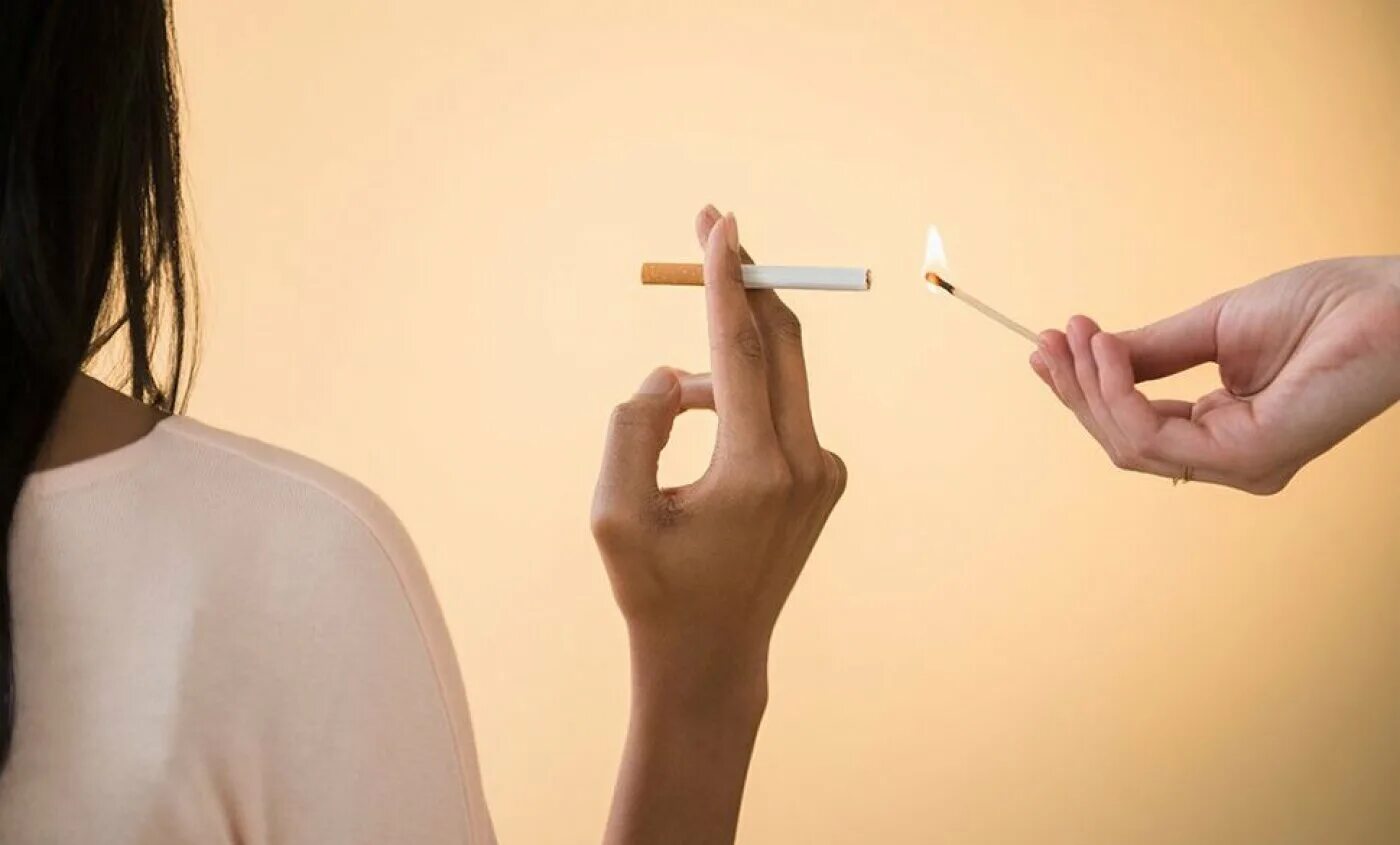 Набор веса. Влияние сигарет на организм человека. Бросил курить и потолстей. Что происходит когда бросаешь курить. Поправляются ли от сигарет.