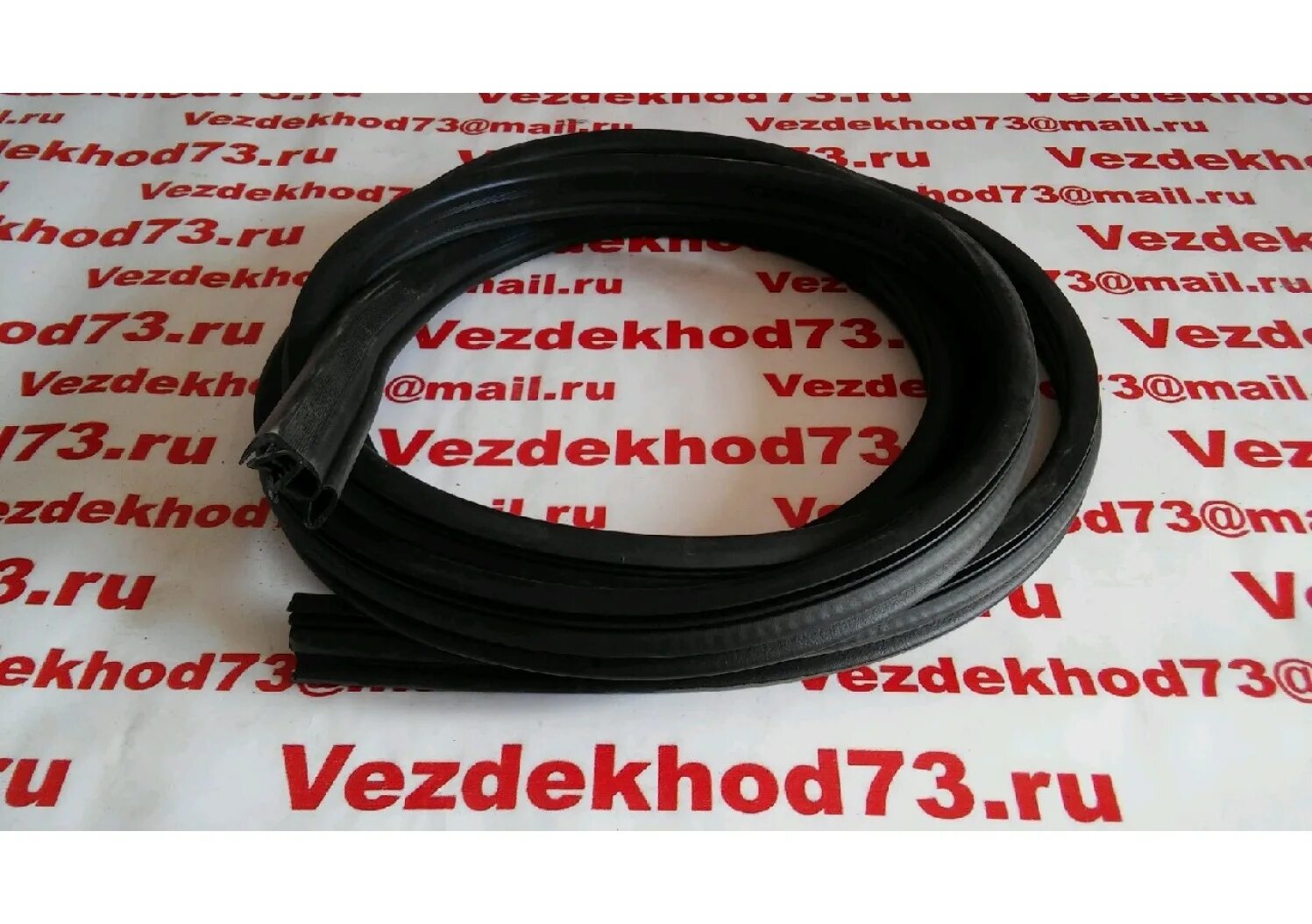 Уплотнитель двери задка уаз. Уплотнитель двери 3163-6107018.