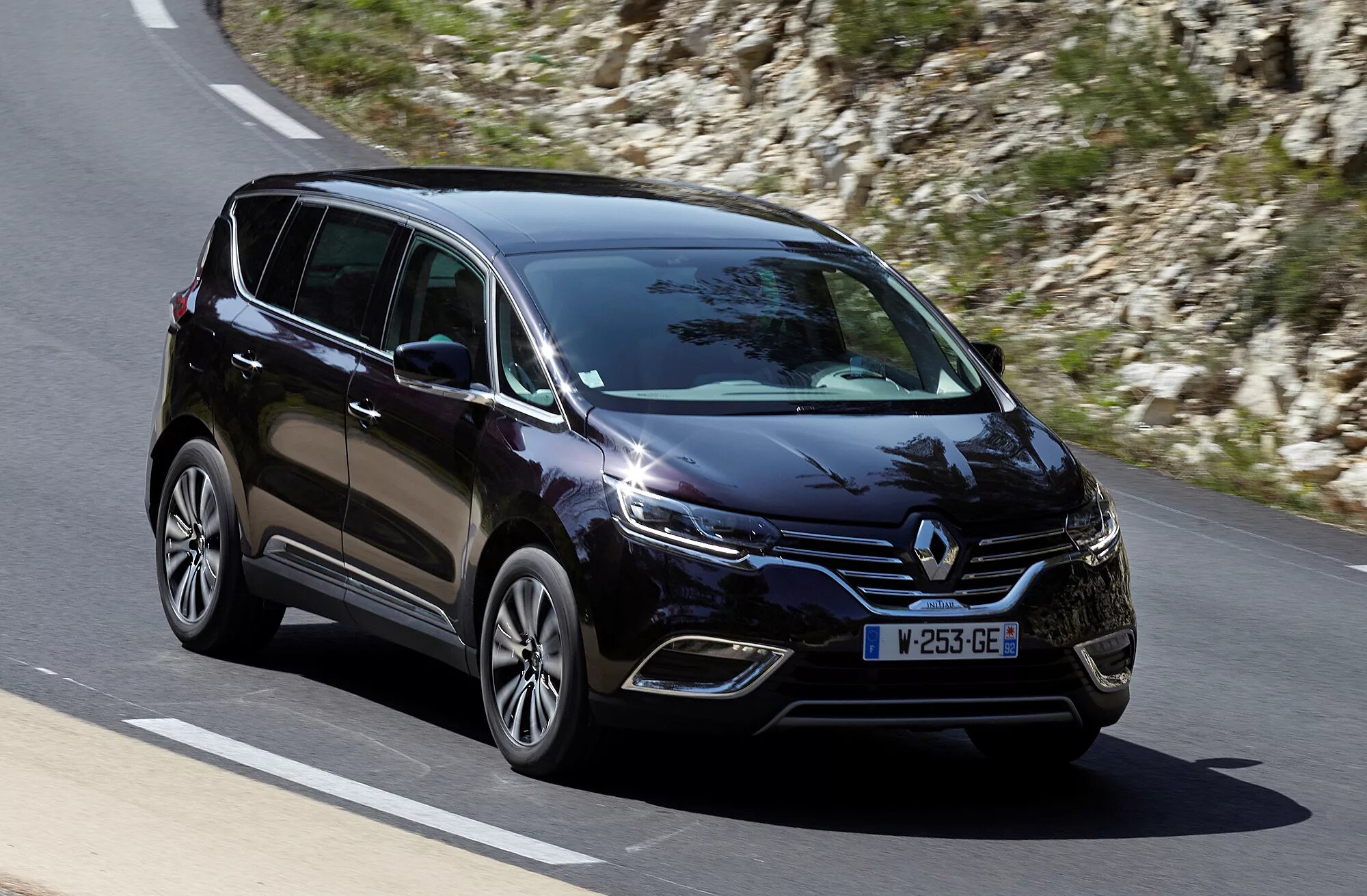 Renault Espace 2022. Рено Еспасе 5. Renault минивэн Espace. Рено Эспейс 2023. Renault минивэн