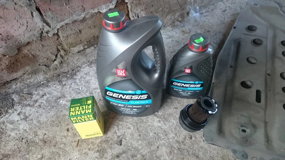 Какое масло лить в астру h. Genesis 5w30 dexos2. lukoil genesis 5w30 dexos2. масло лукойл с допуском dexos2.