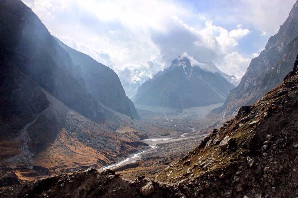 Тото гималаи. Гималаи климат. Ангира муни гималаи. Водопад васудхара. Жители гор гималаи.