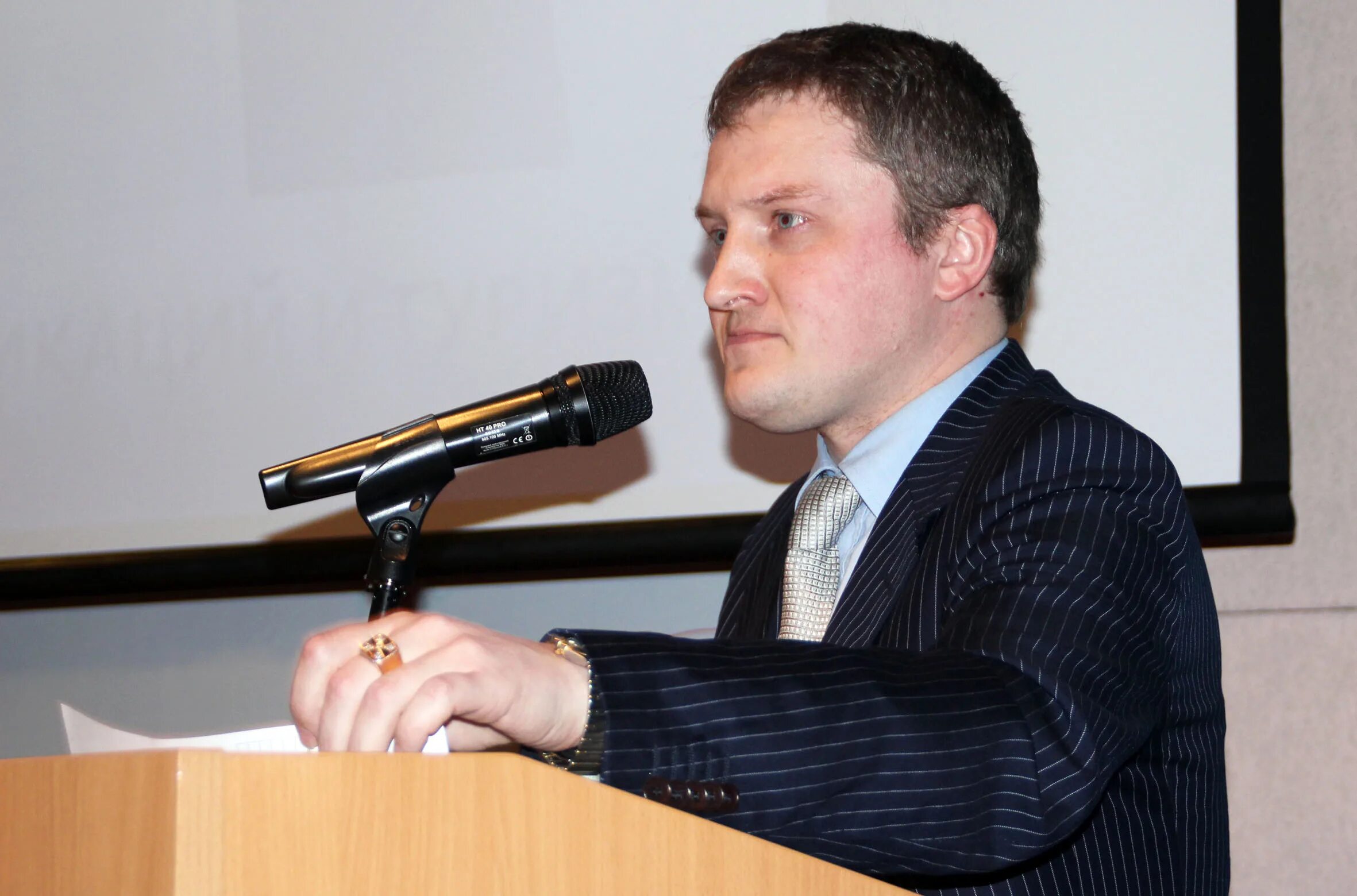 Борис подольский стс. Кирилл смирнов петербургский дневник. Юрии подольском. Юрий подольский телевидение. Юрий подольский телевидение фото.