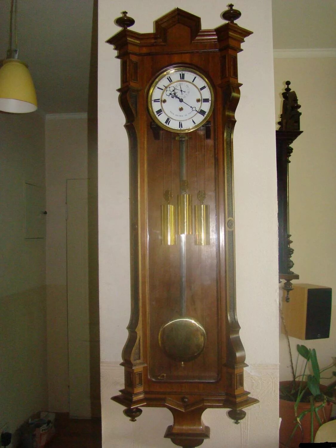 старинные настенные жильные часы. часы старинные настенные с боем. часы жильные старинные. часы густав беккер настенные 1910-1926. часы с боем германия196оцена.