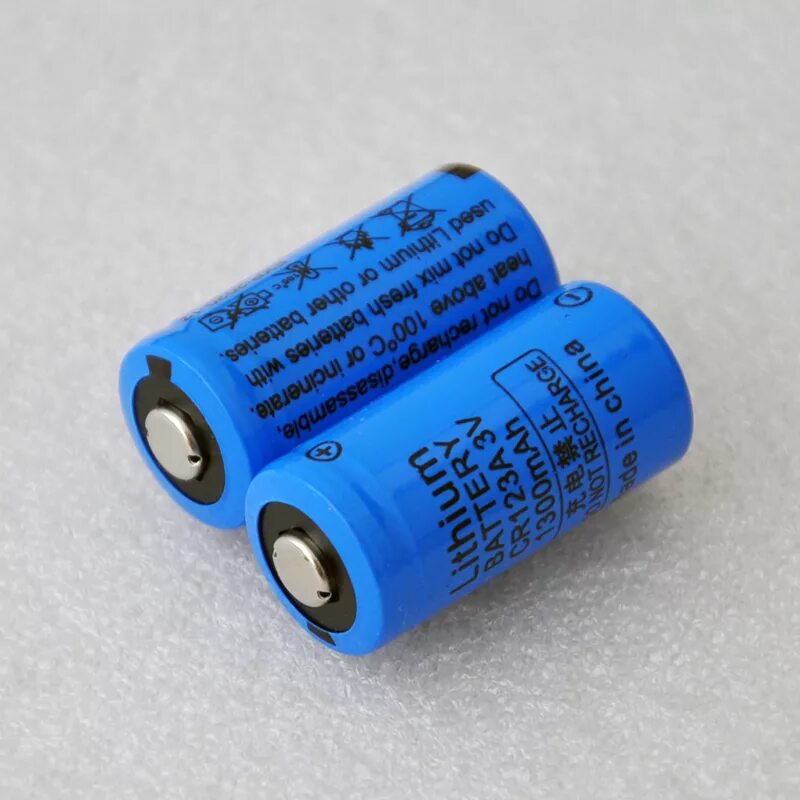 Cr123a батарейка купить. Lithium Battery cr123a 3v 1300mah. Батарейка Lithium cr123a 3v. Элемент питания cr123a, 3в. Lithium Battery cr123 3v.