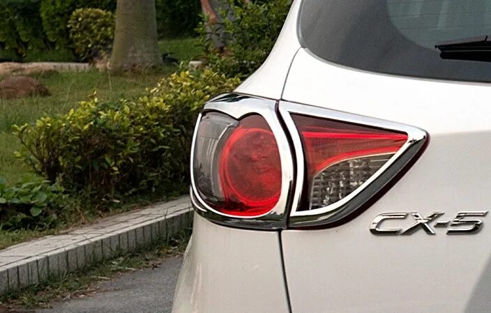 Фонари мазда сх 5. Задние фонари Mazda CX-5. Накладки на задние фонари Мазда сх5. Мазда СХ-5 задние Санары.