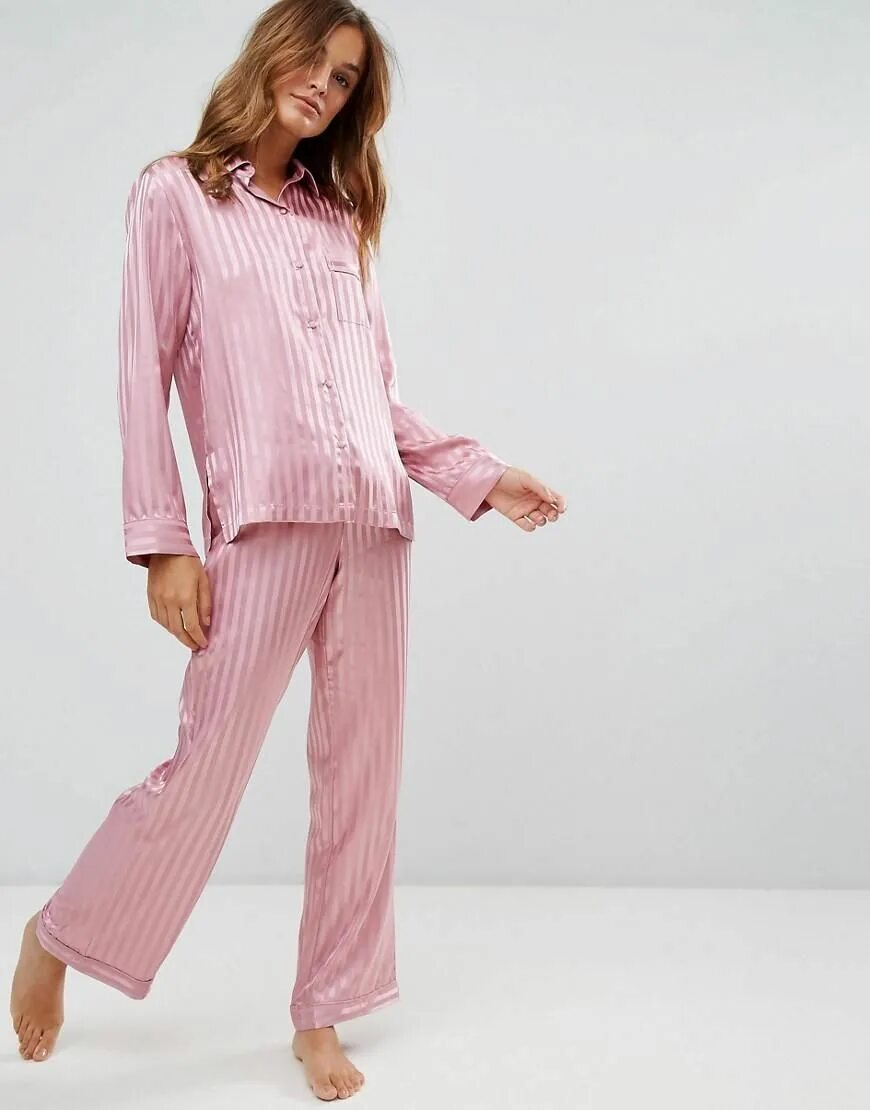 Название пижам. Boux Avenue пижама. Атласная пижама Boux Avenue. Пижама в полоску. Пижама в полоску женская.