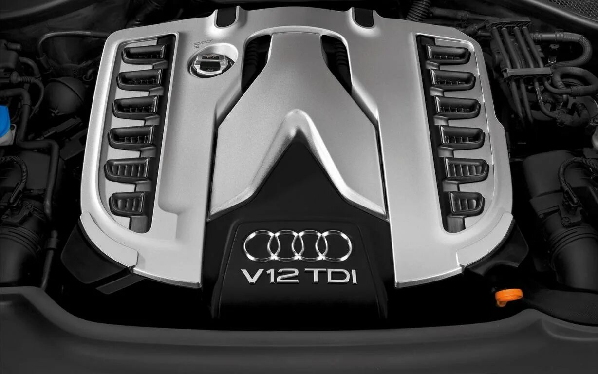 3 000 с 6 000 2. Audi q7 v12. Audi q7 v12 Diesel. Audi q7 6.0 v12 TDI. Audi q7 v12 engine.