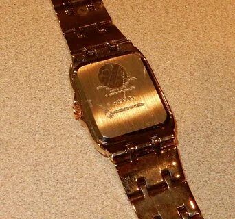 Omax quartz crystal часы