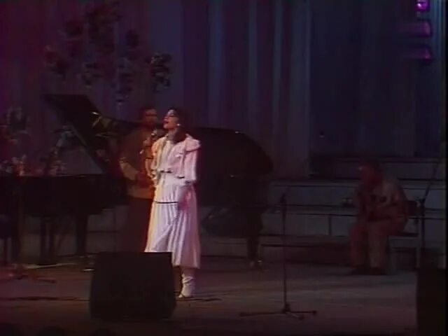 Анна будкова певица. Капуро гагара. Летела гагара марина капуро текст. Татьяна капуро фото. Елена максимова моя россия.