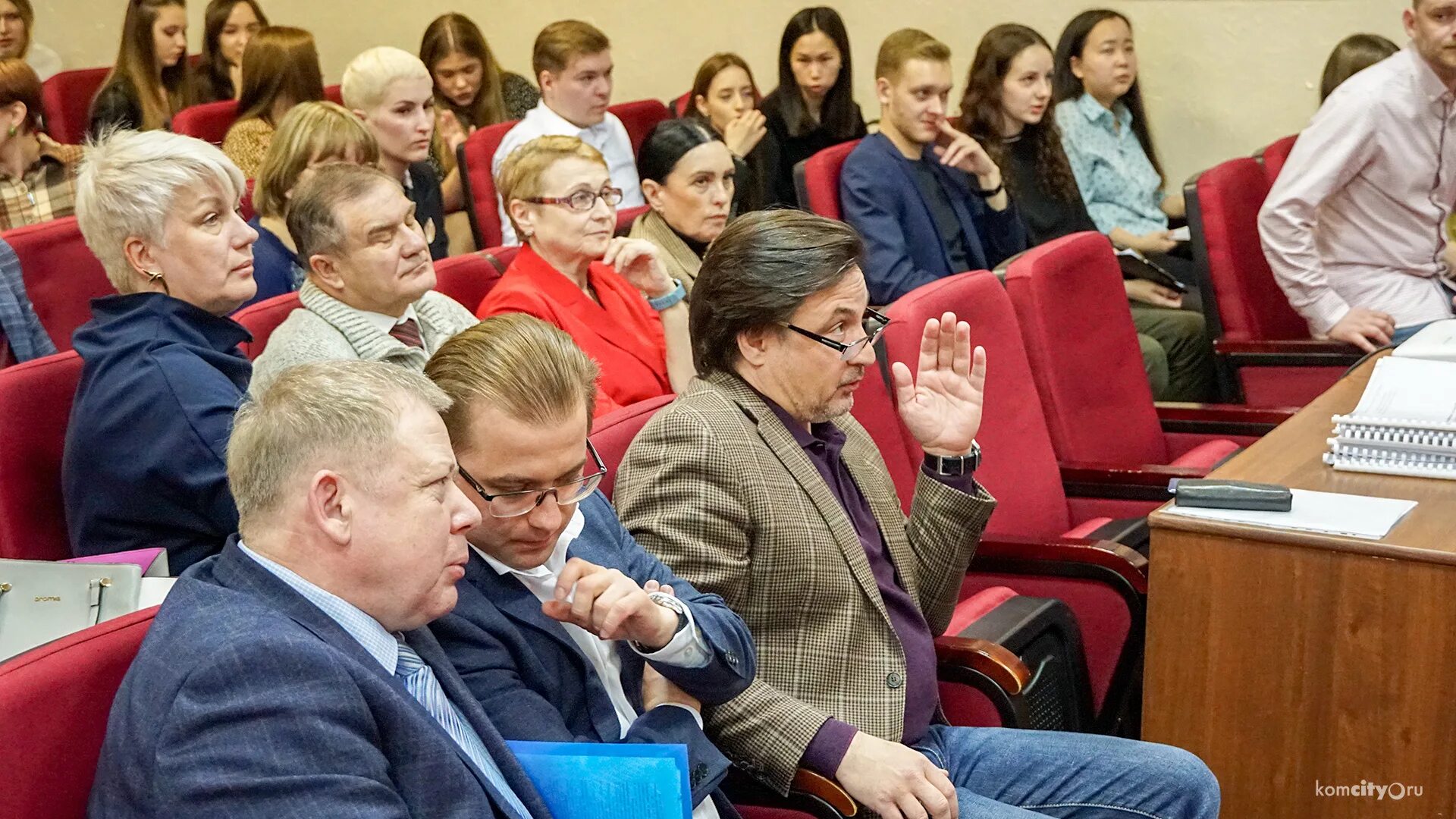 читай новости комсомольской