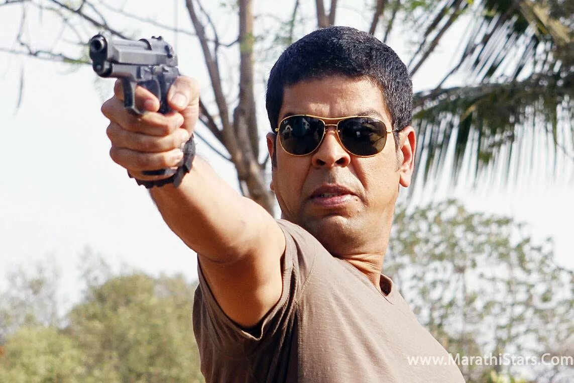 Murali sharma. Мурли шарма. Мурли шарма вальмики. Мурли шарма фото. Индийские актеры мурали.