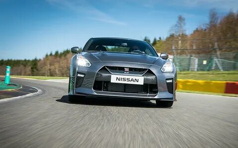 Nissan gtr максимальная скорость