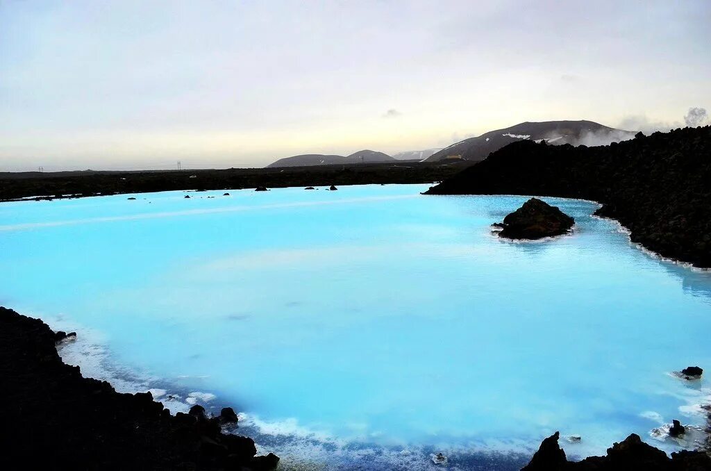 Голубая лагуна. Blue Lagoon Исландия. Голубая Лагуна озеро. Голубой лагуне (Blue Lagoon) в Олюденизе. Блауа-лоунид.