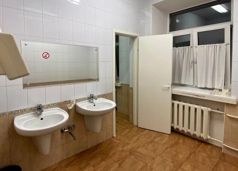 Казаковский комплекс кремля. Фгбу управление по эксплуатации зданий. Управление эксплуатация зданий делами президента. Фгбу президента рф. Госдума рф 1993 здание.