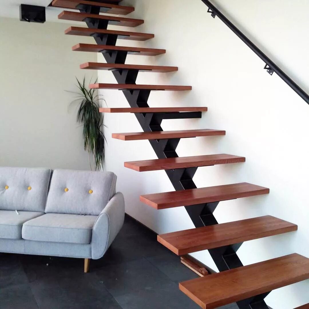Изготовление металлических лестниц, мебели в стиле LOFT в Уссурийске