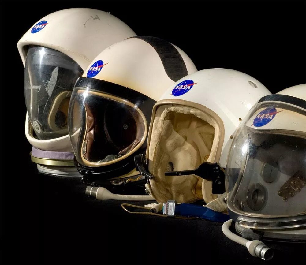 Как называется шлем космонавта. Шлем astronaut helmet. шлем космонавта наса сбоку. астронавт наса в шлеме. шлем nasa.