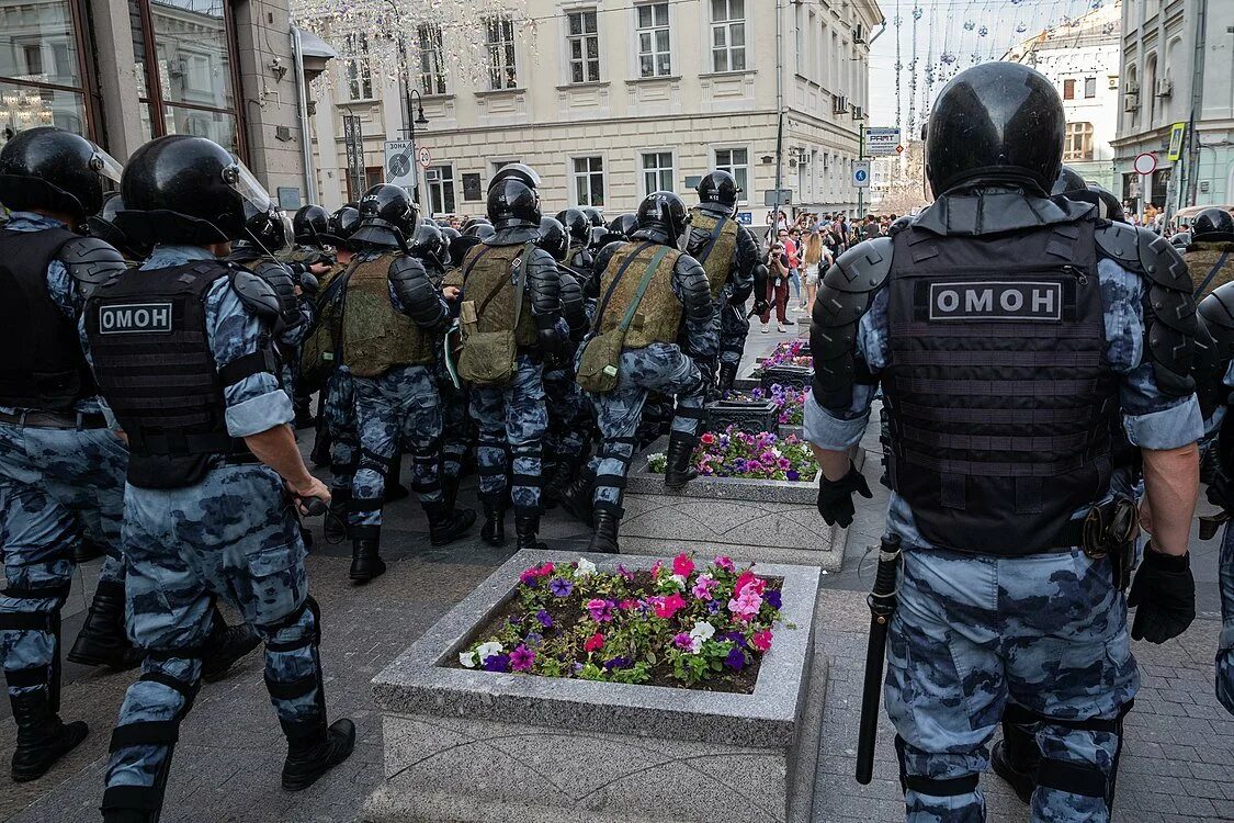 Омон расшифровать. ОМОН (Россия). ОМОН броня Москва. Современный ОМОН. Боец ОМОНА.