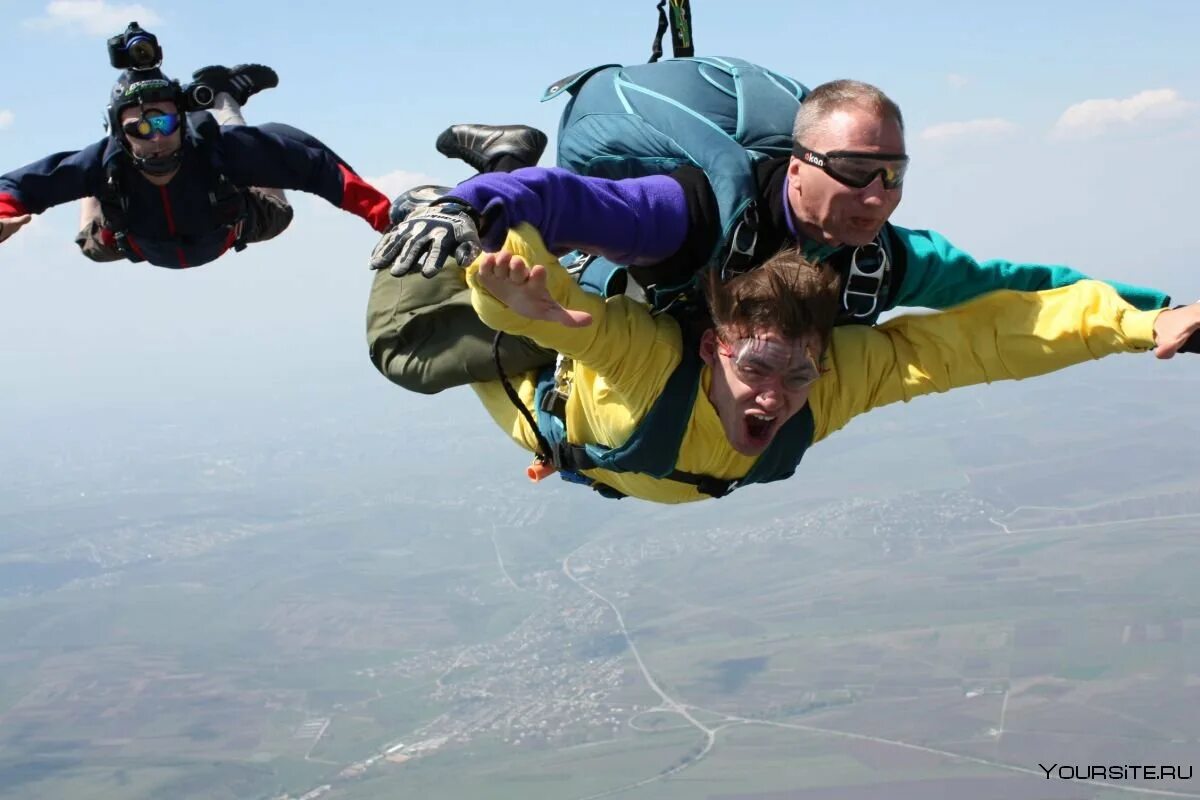 прыжок с парашютом. тандем парашют. прыжок с парашютом липецк. прыжок в тандеме с инструктором. прыжок с парашютом в тандеме.