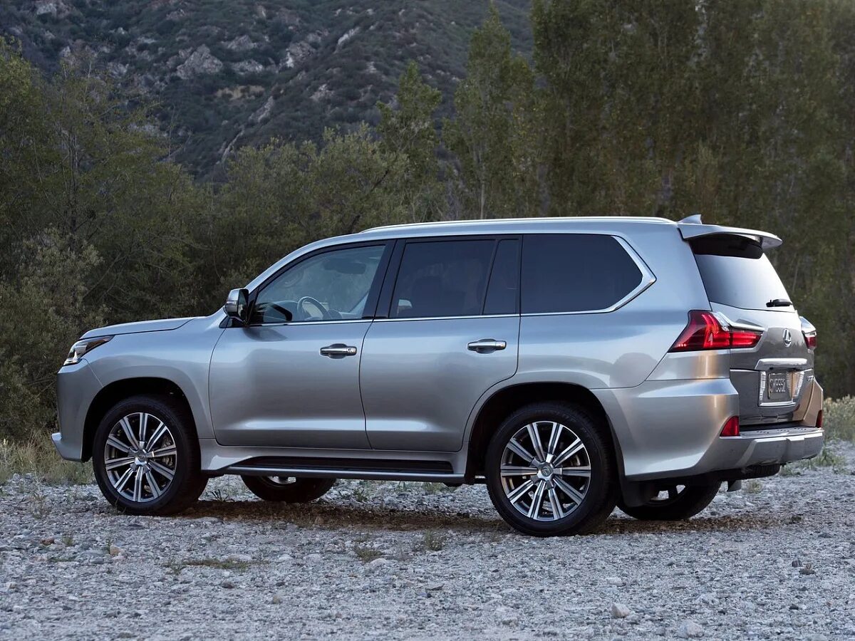 Лексус лх 2016 года. Lexus lx iii рестайлинг 2. Lexus lx 570 2017. Lexus lx 570 комплектации. Лексус лс 570.