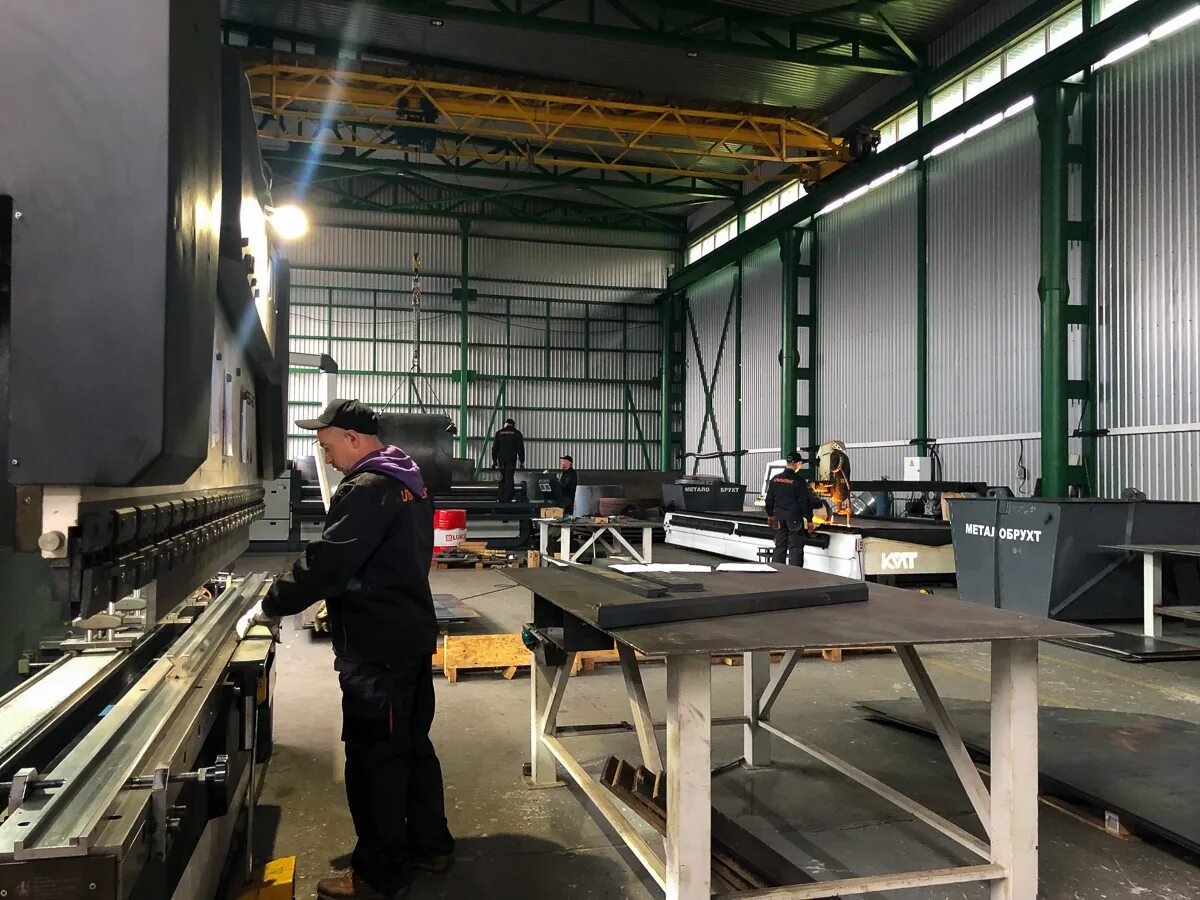 Завод краз на украине. Здания кременчугский автомобильный завод. Завод краз в 2023 кременчуг. Кременчуг завод автозавод. Центральная проходная краз.