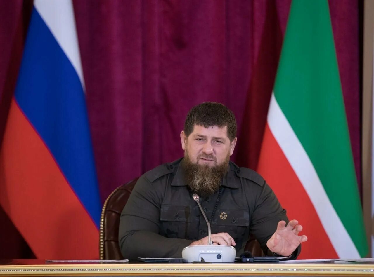 Кадыров рамзан ахматович. Какого года кадыров. Рамзан кадыров. Рамзан кадыров глава чеченской республики. Рамзан кадыров 2022.