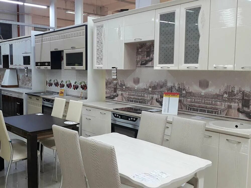 Мебель курск магазины. Магазин мебели картинка. Мебельный магазин юбилейный. Дружба 9а европа курск мебель. Мебель курск магазины каталог.