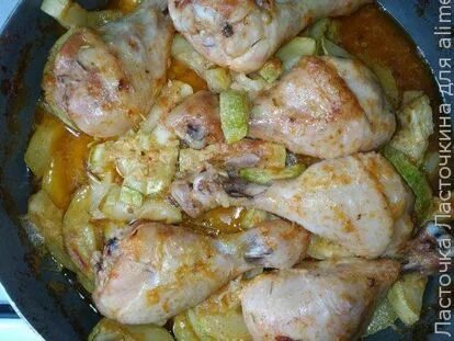 Голень в духовке с картошкой и кабачком