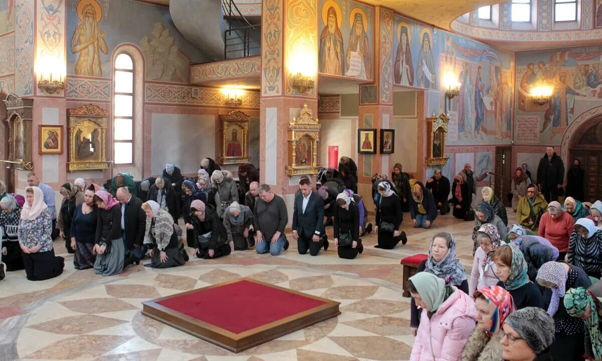 храм троицы в реутове расписание богослужений