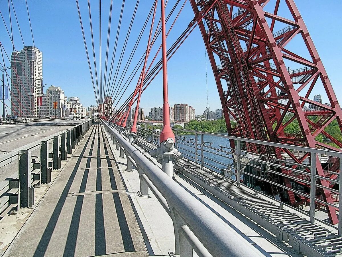 Вантовый мост сегодня. Вантовый мост в москве. вантовый мост звенигородское шоссе. живописный мост в москве. вантовый мост в серебряном бору.