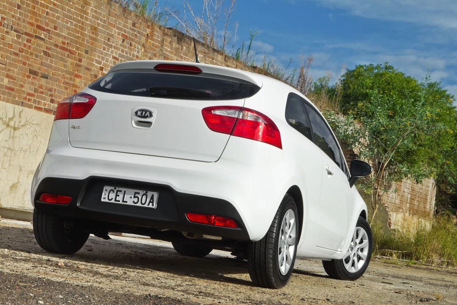 Kia Rio 3. Киа Рио 3 хэтчбек. Kia Rio 3 Door. Rio ub